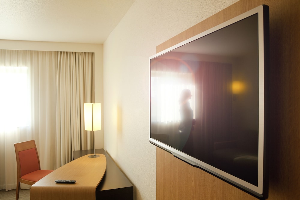 NOVOTEL LE HAVRE CENTRE GARE 30/67