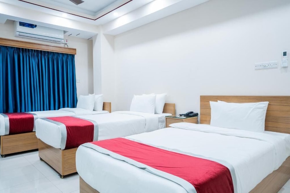 Hotel Safa Residency 32/52