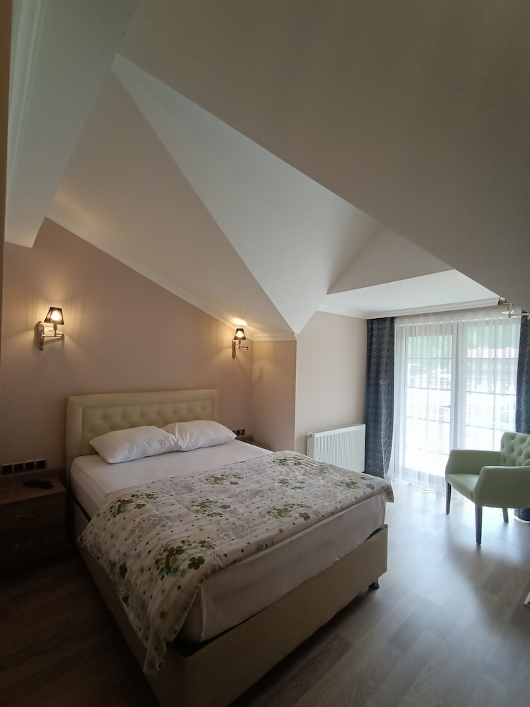 Akpinar Hotel 14/43