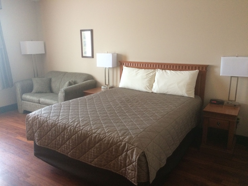 Coastal Inn Sackville 12/55