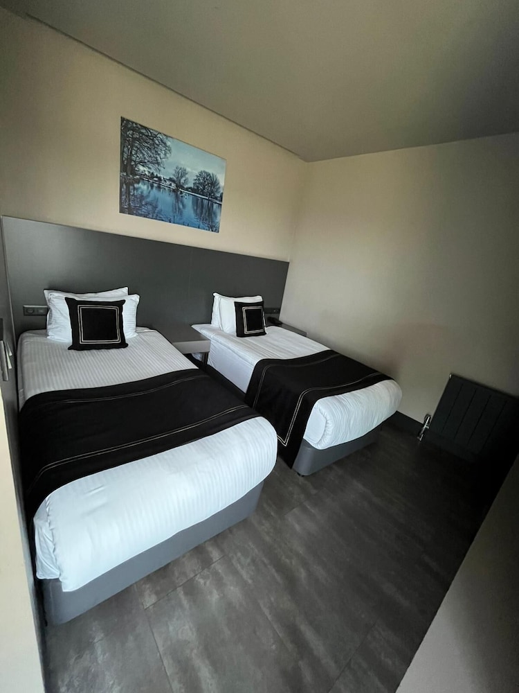 MENALO HOTEL PREMIUM ISTANBUL AIRPORT 26/68