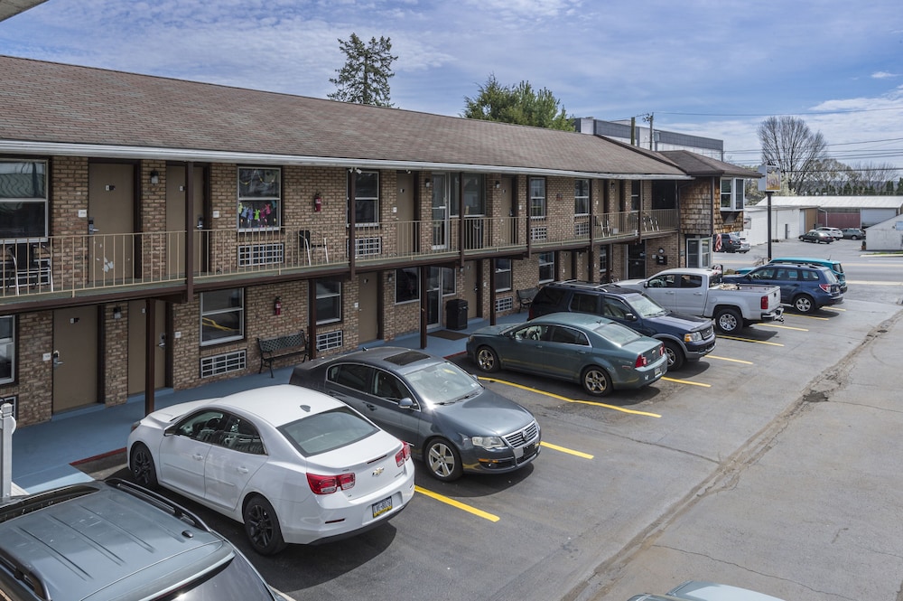 Sunrise Inn Hershey 27/41