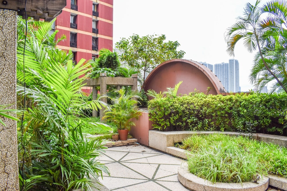 Sunette Tower Suites Makati City Center 70/75