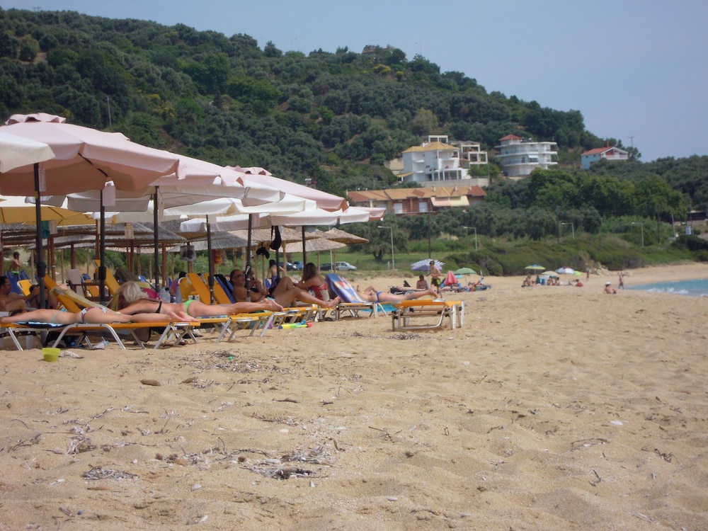 Loukas Hotel &amp; Apartments 41/50