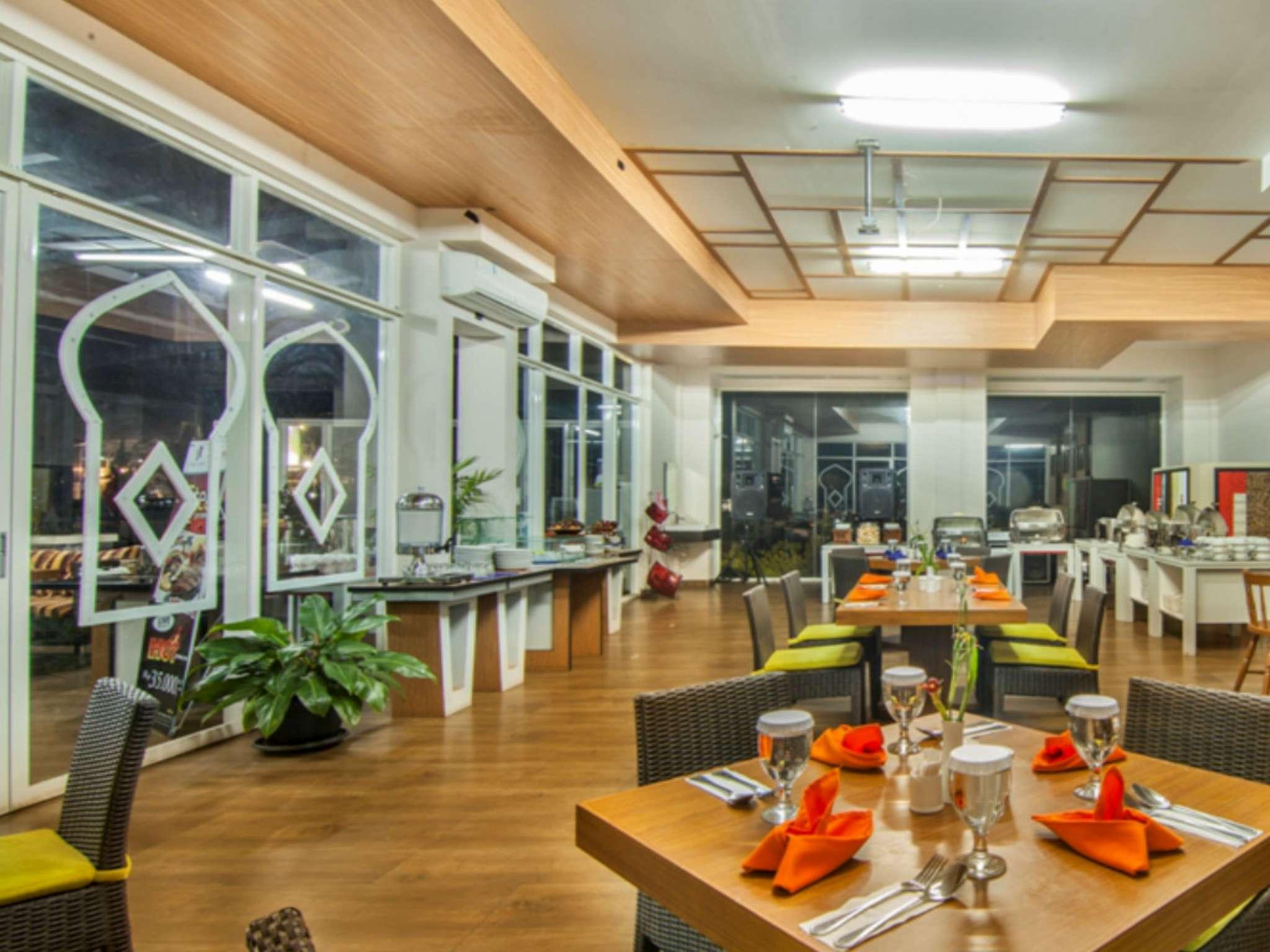 The Rizen Hotel 12/22