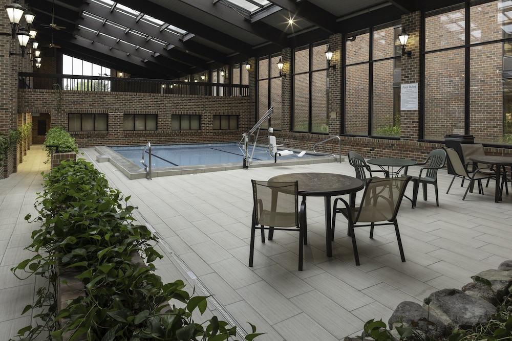 William Tell Hotel MOD Collection by Sonesta 34/52