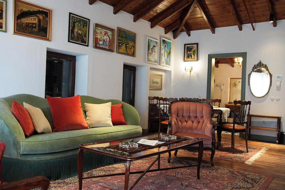 Vila Ebel Hotel, Pool & Spa 27/48