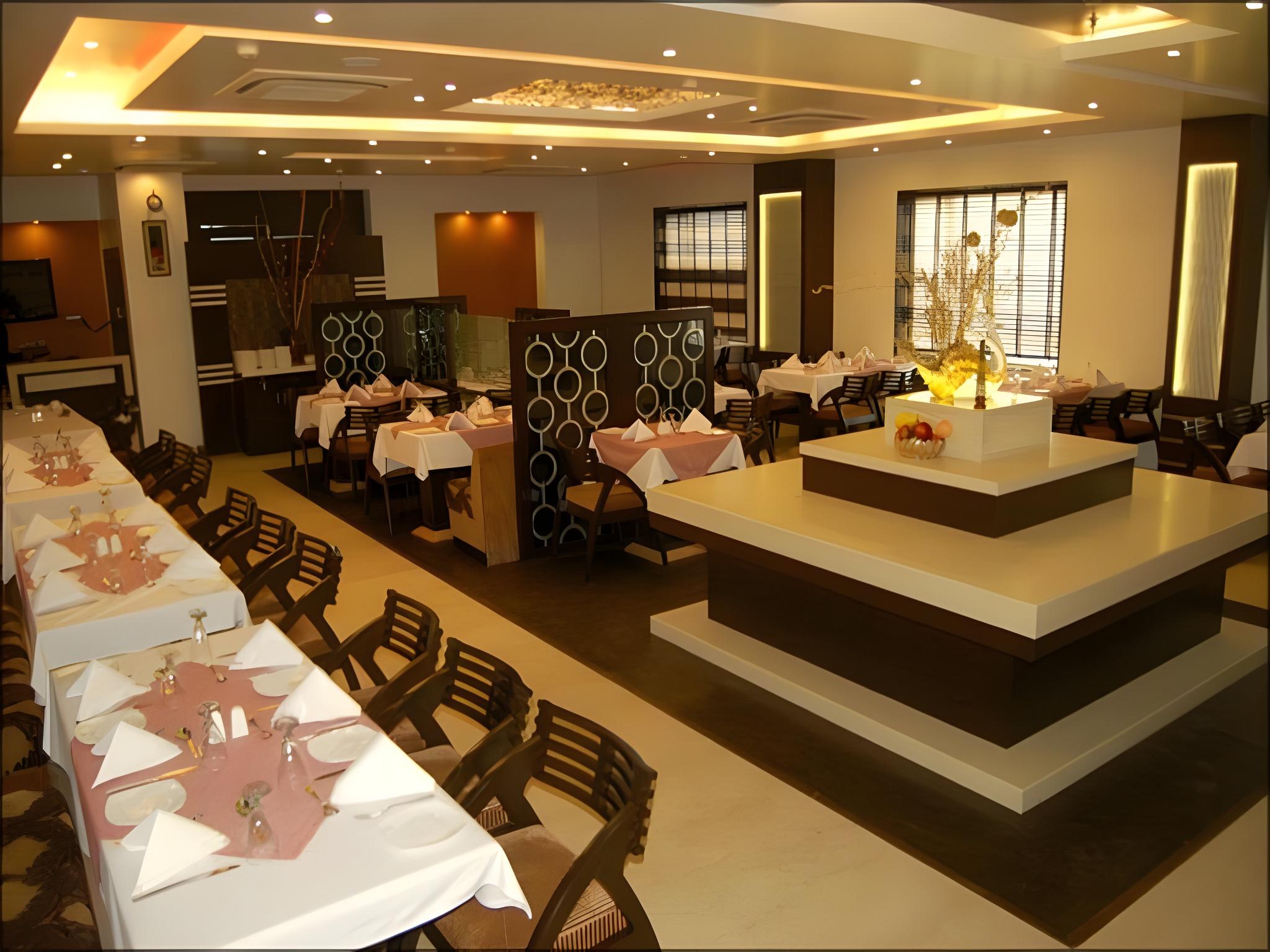 Hotel Royale Ambience 23/32