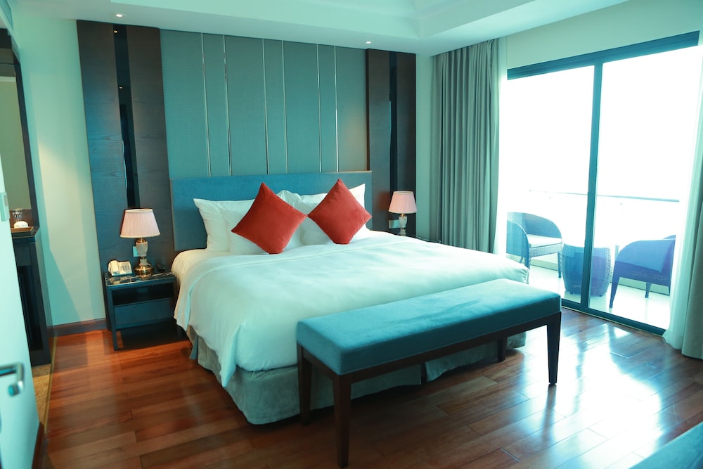 Summer Cua Lo Hotel 7/22