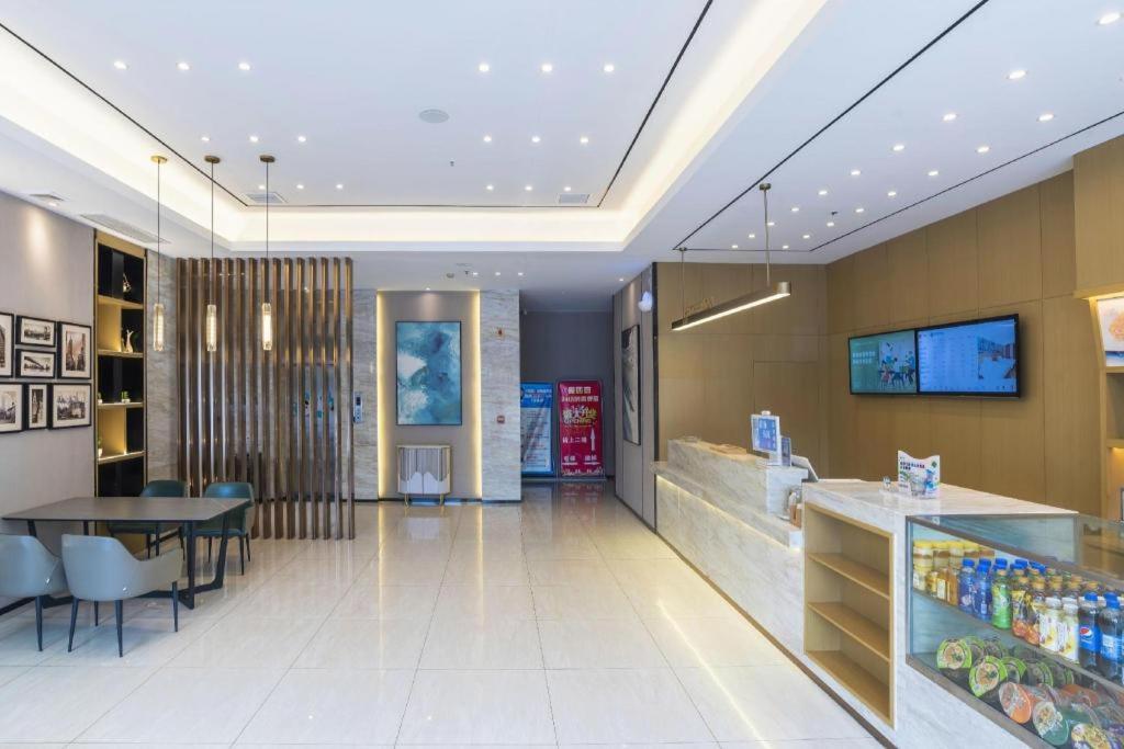 City Comfort Inn Jingmen Zhongxiang Chengtian Huafu 13/50