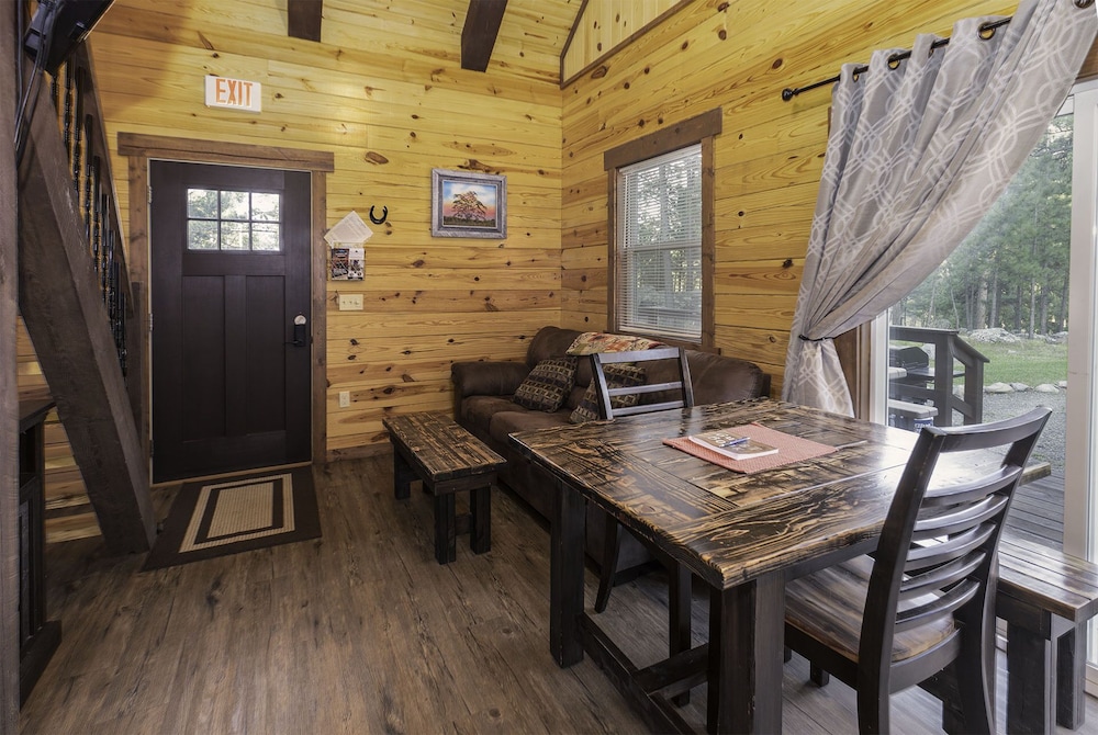Freedom Ridge Cabins 40/54