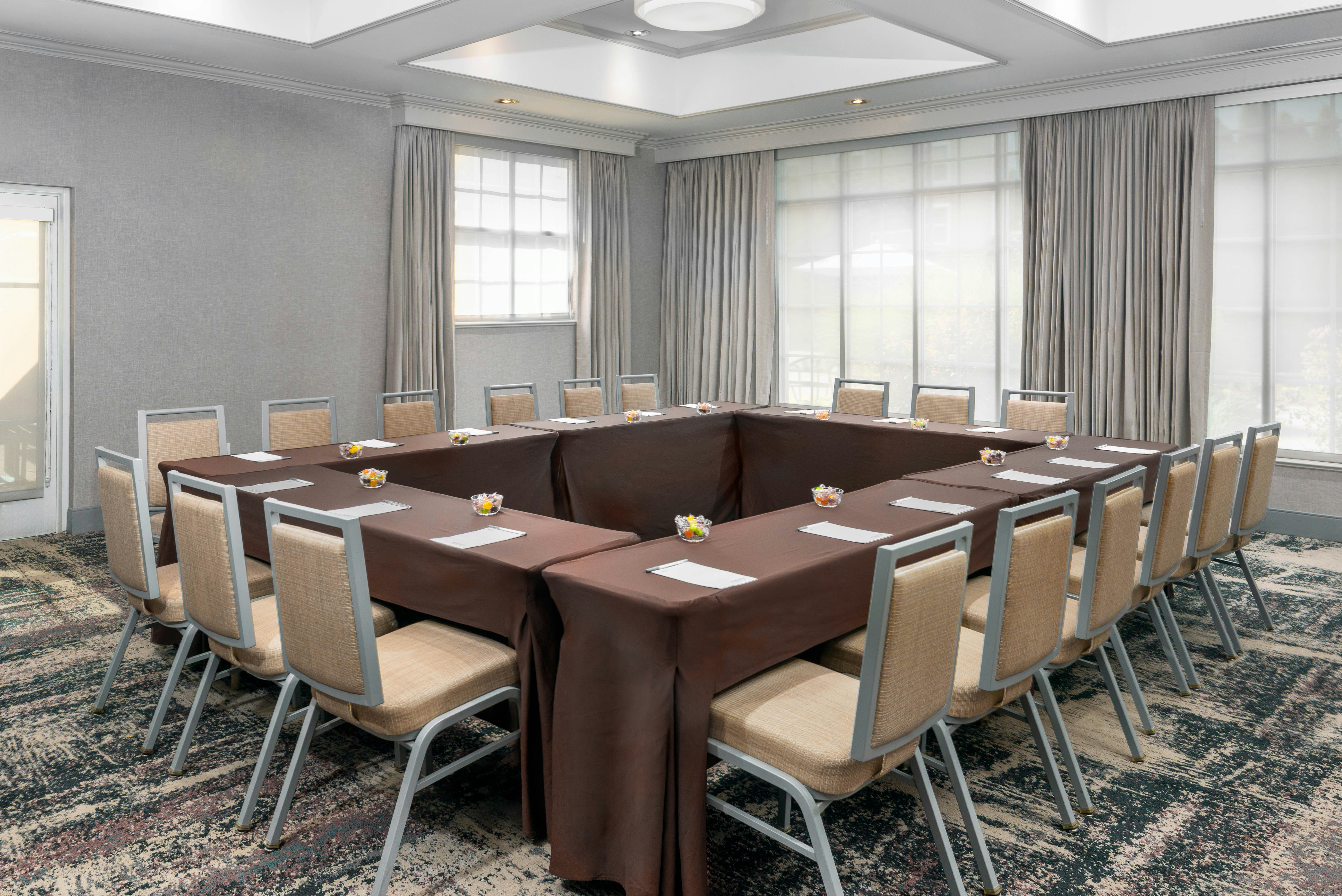 Homewood Suites by Hilton Holyoke-Springfield/North, MA 70/77