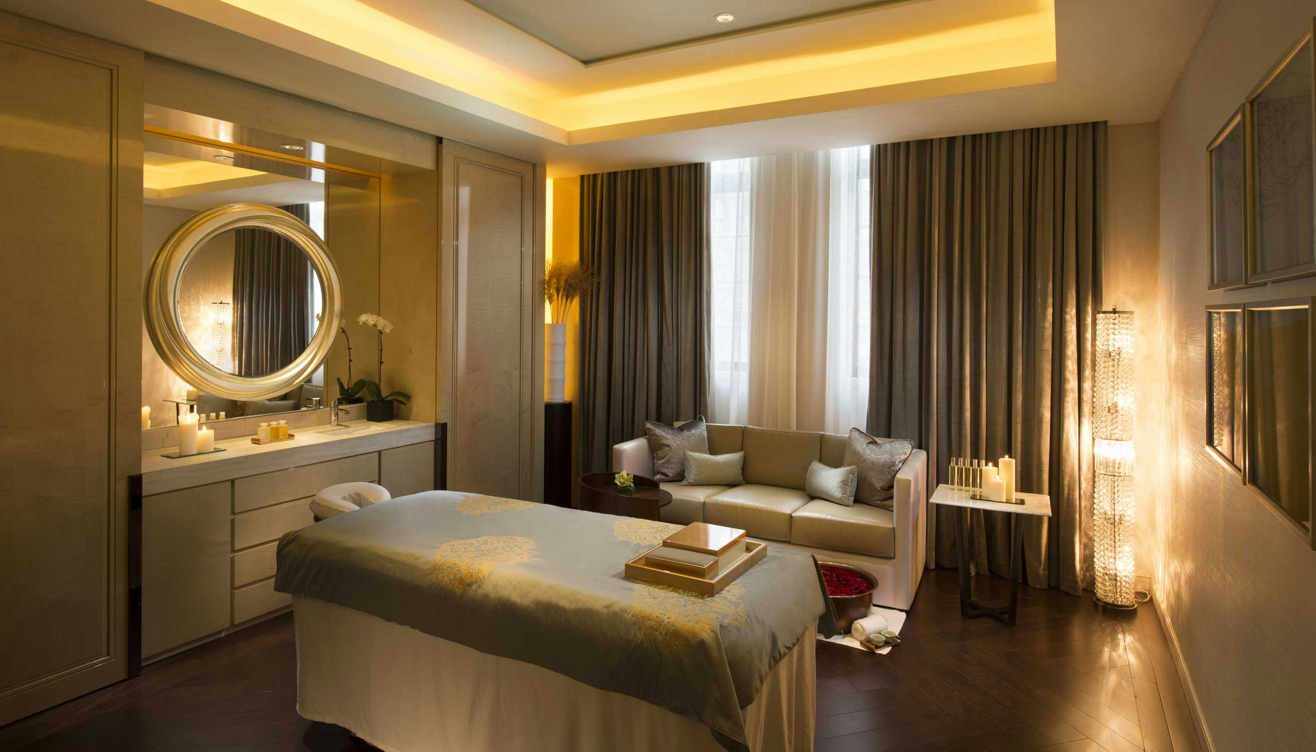 Waldorf Astoria Shanghai On the Bund 36/69
