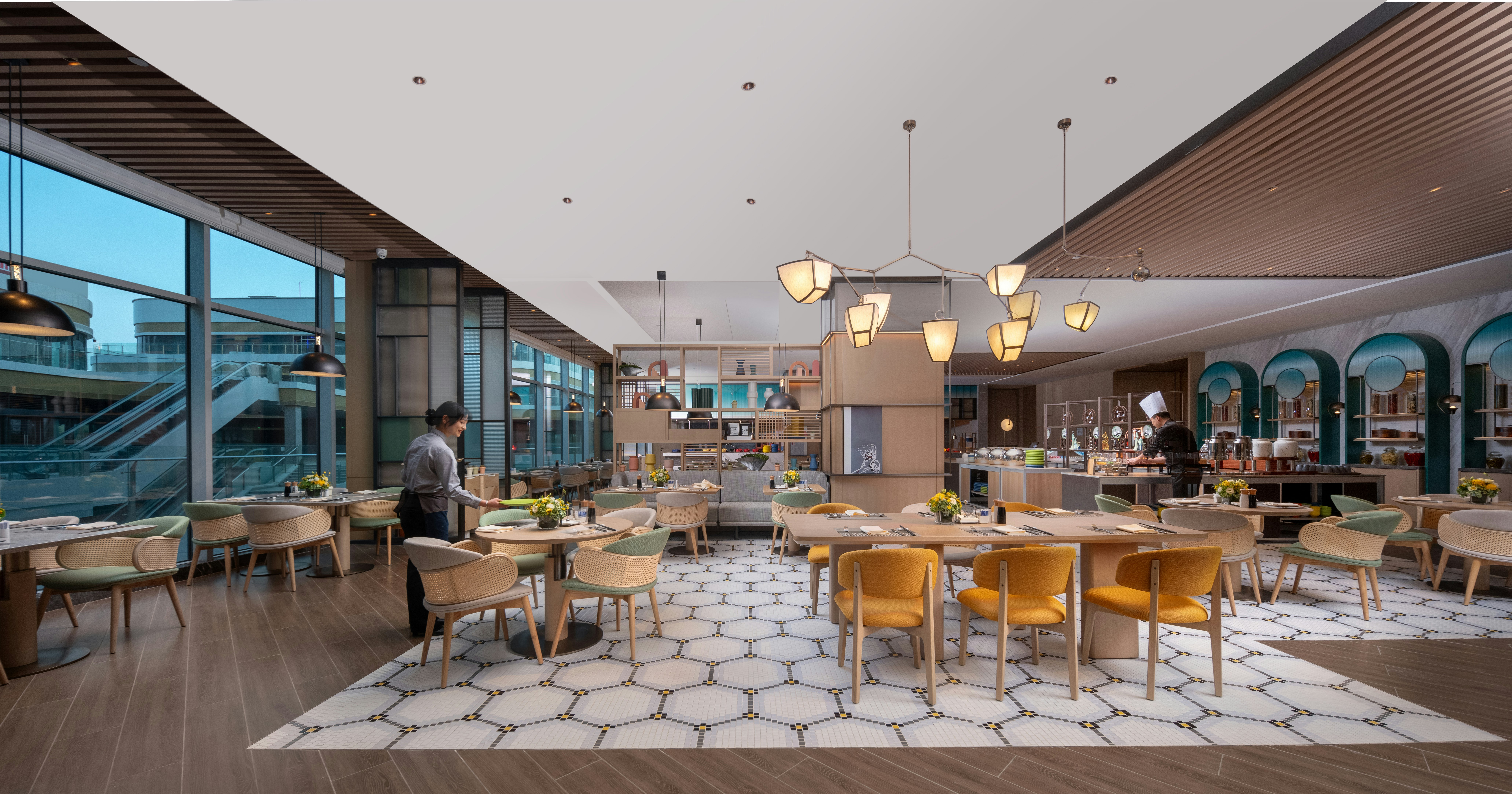 Holiday Inn Chengdu East 34/46