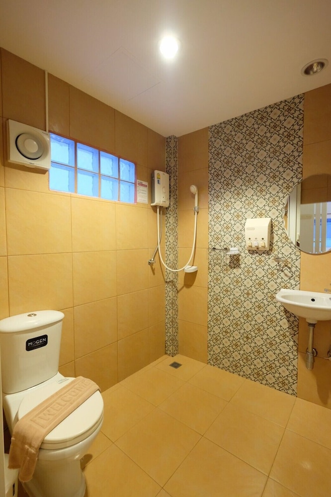 Chiangrai Hotel 13/37