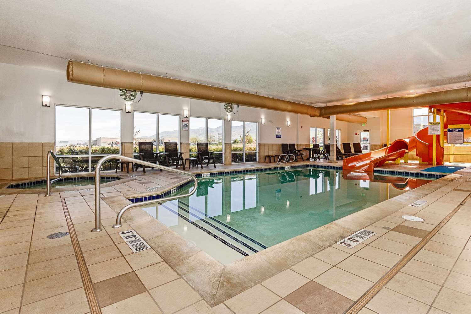 Comfort Inn and Suites Logan Near University 12/22