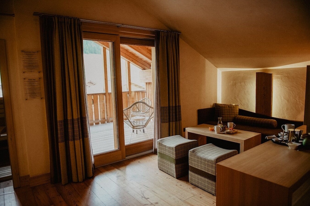 Hotel Larice Suite&Breakfast 50/60