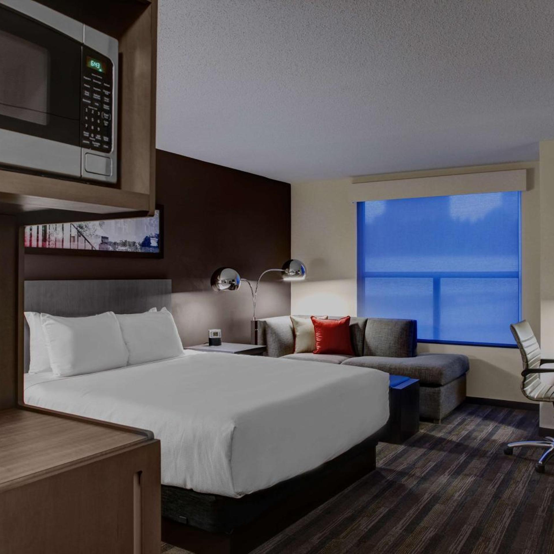 2 Bedrooms, Suite, Accessible