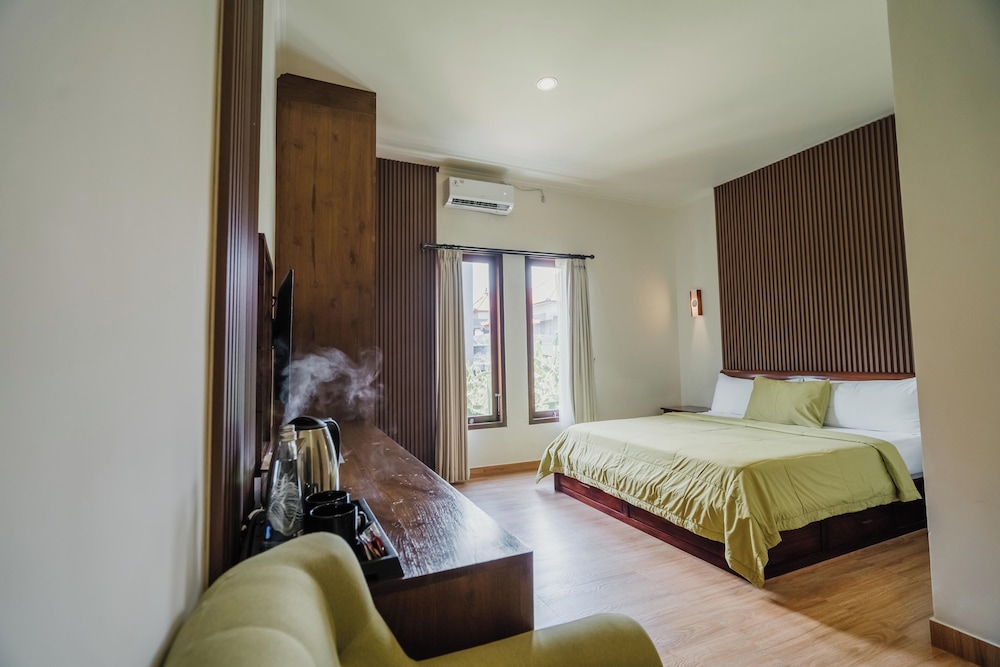 You Suite Seminyak 10/31
