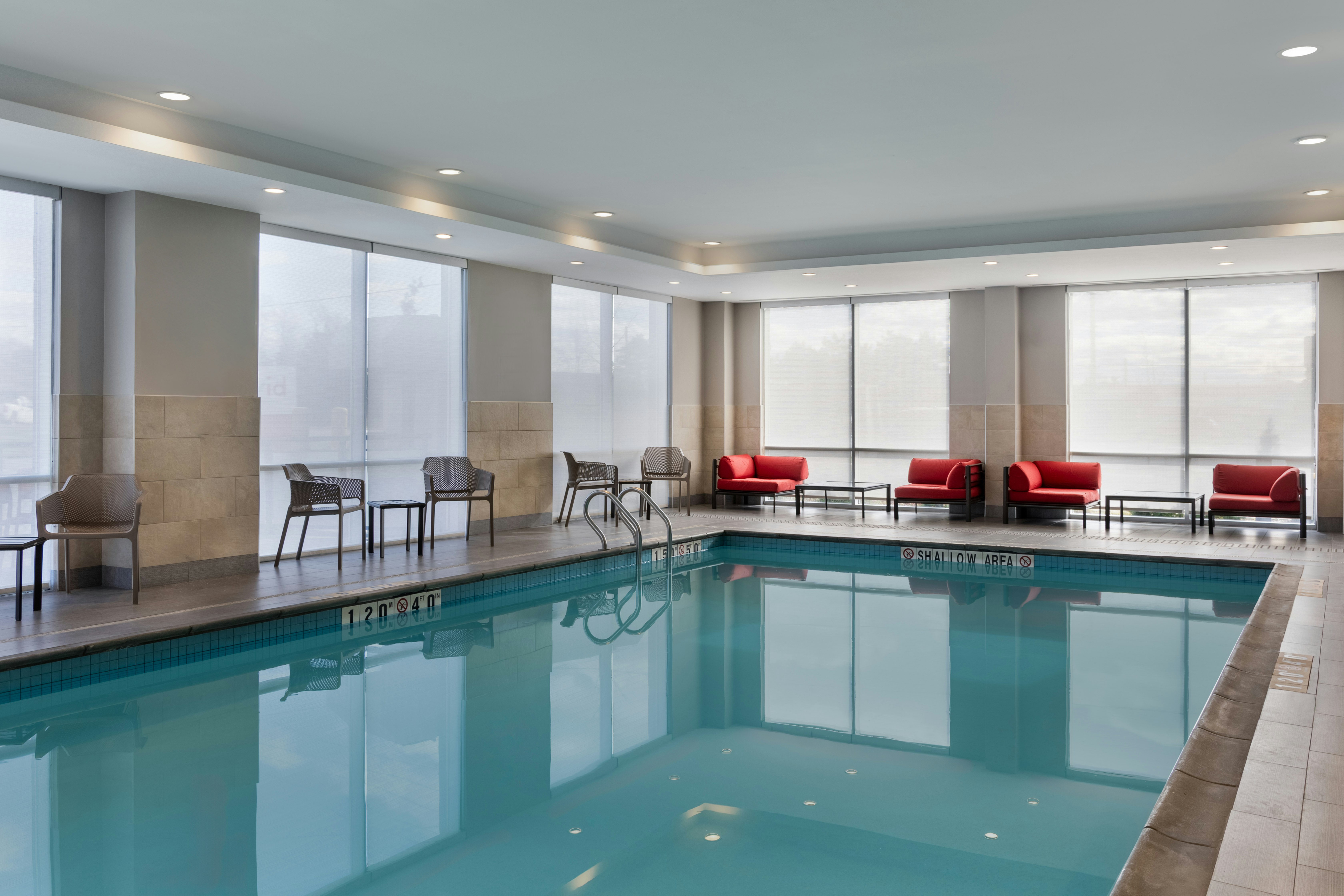 Avid Hotel Toronto - Vaughan Southwest 30/68