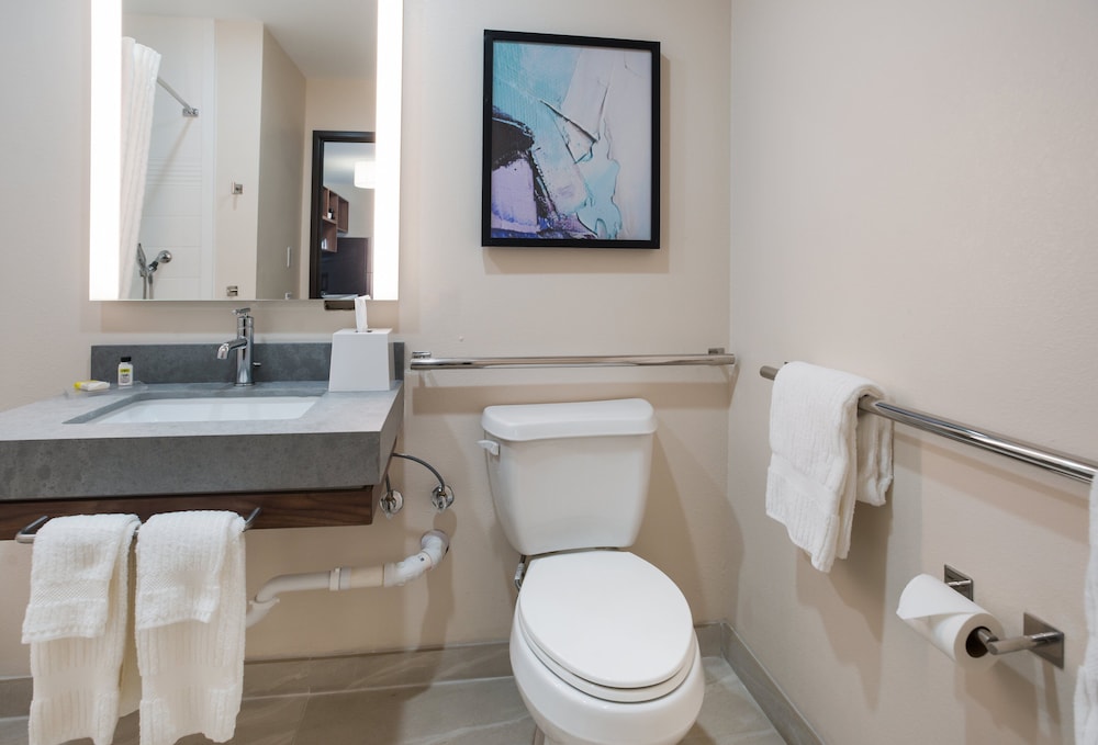 Candlewood Suites Lake Charles-Sulphur 16/30