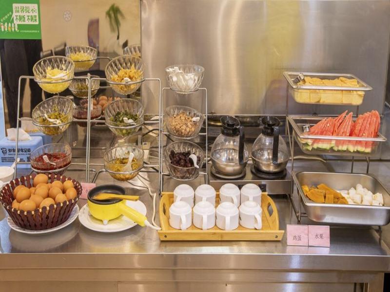 GreenTree Inn Taizhou XingHua Middle Yingwu Road Express Hotel 18/29