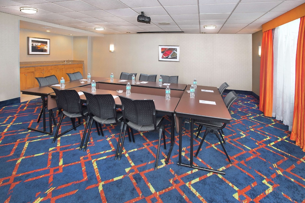 Hampton Inn Suites Annapolis 37/39