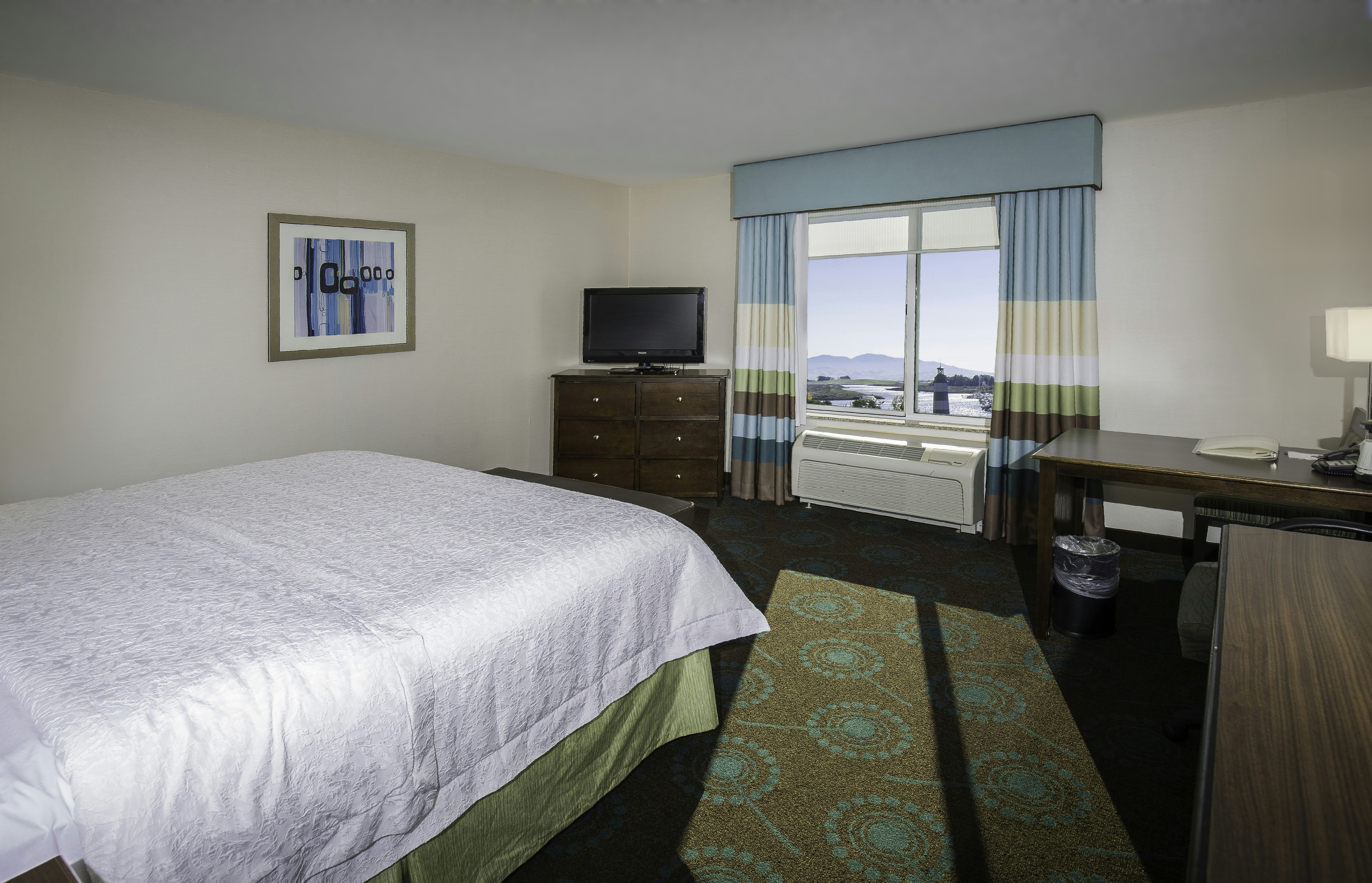 Room, King Bed, Water View