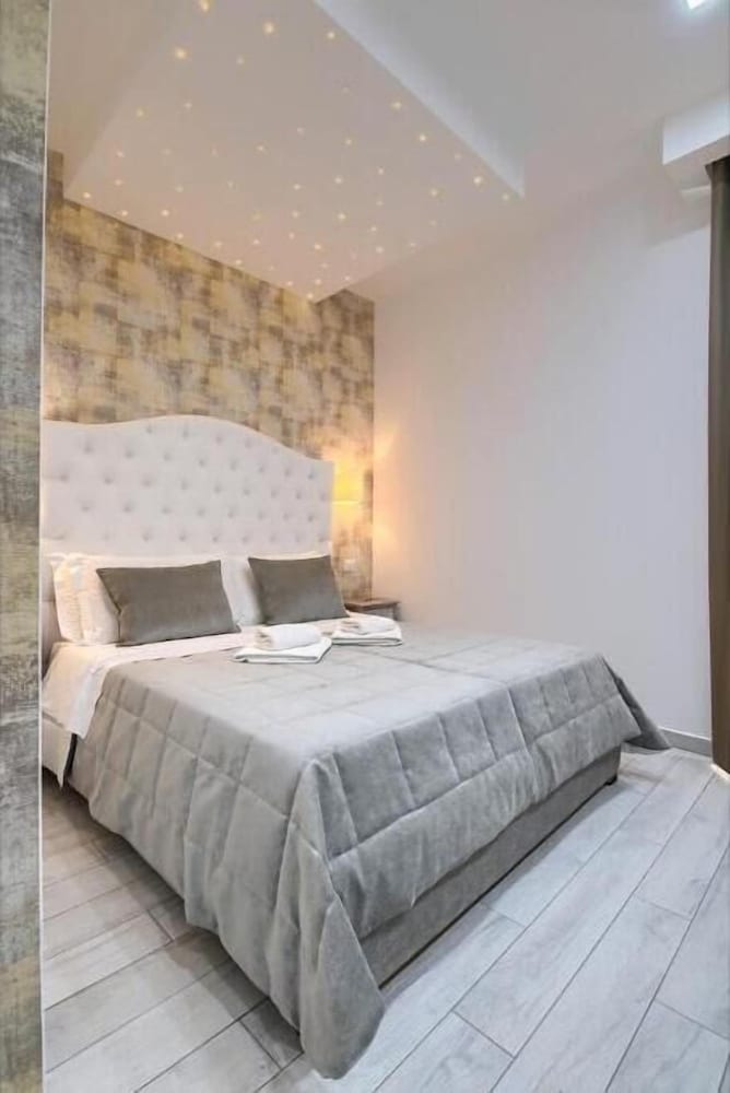 Relais Vatican Secret 5/44
