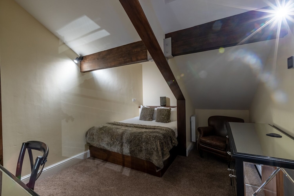 Lakes Hotel and Spa (ex The Burnside Hotel and Spa) 22/84