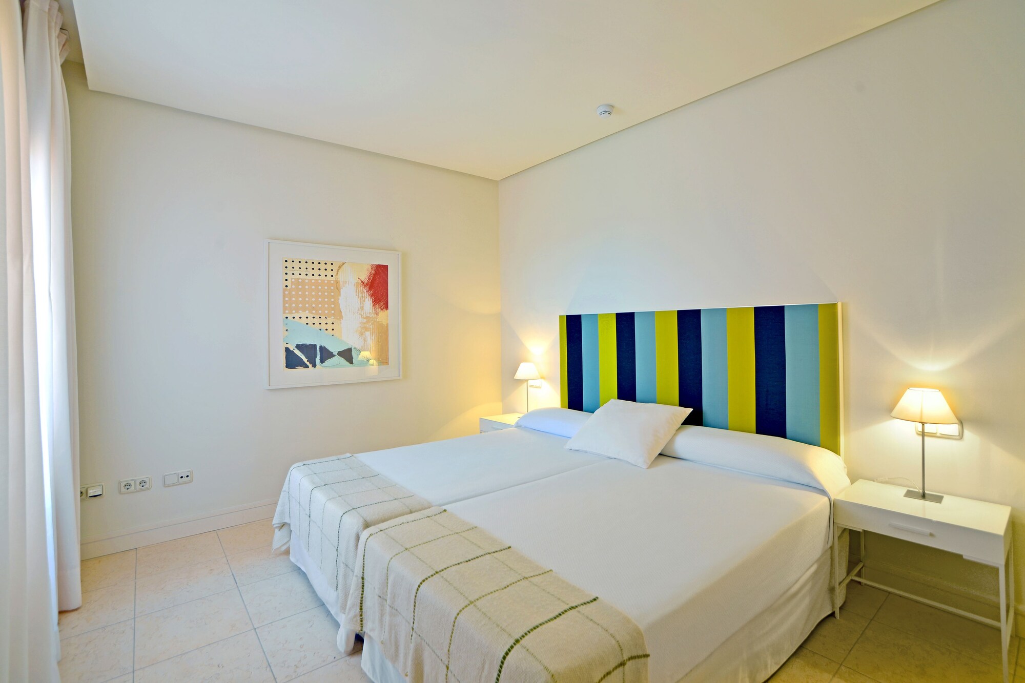 2 Bedrooms, Luxury, Apartment, Double and Twin Beds, 2 Bathrooms