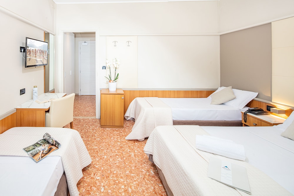 Royal Hotel Bibione 5/32