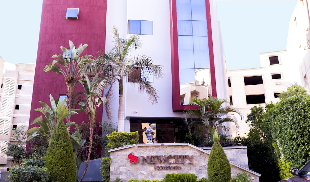 Newcity Suites Apartments 4/50