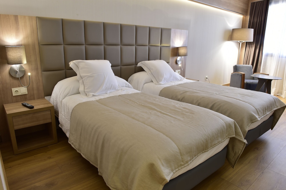 Lamaraz Arts Hotel 17/49