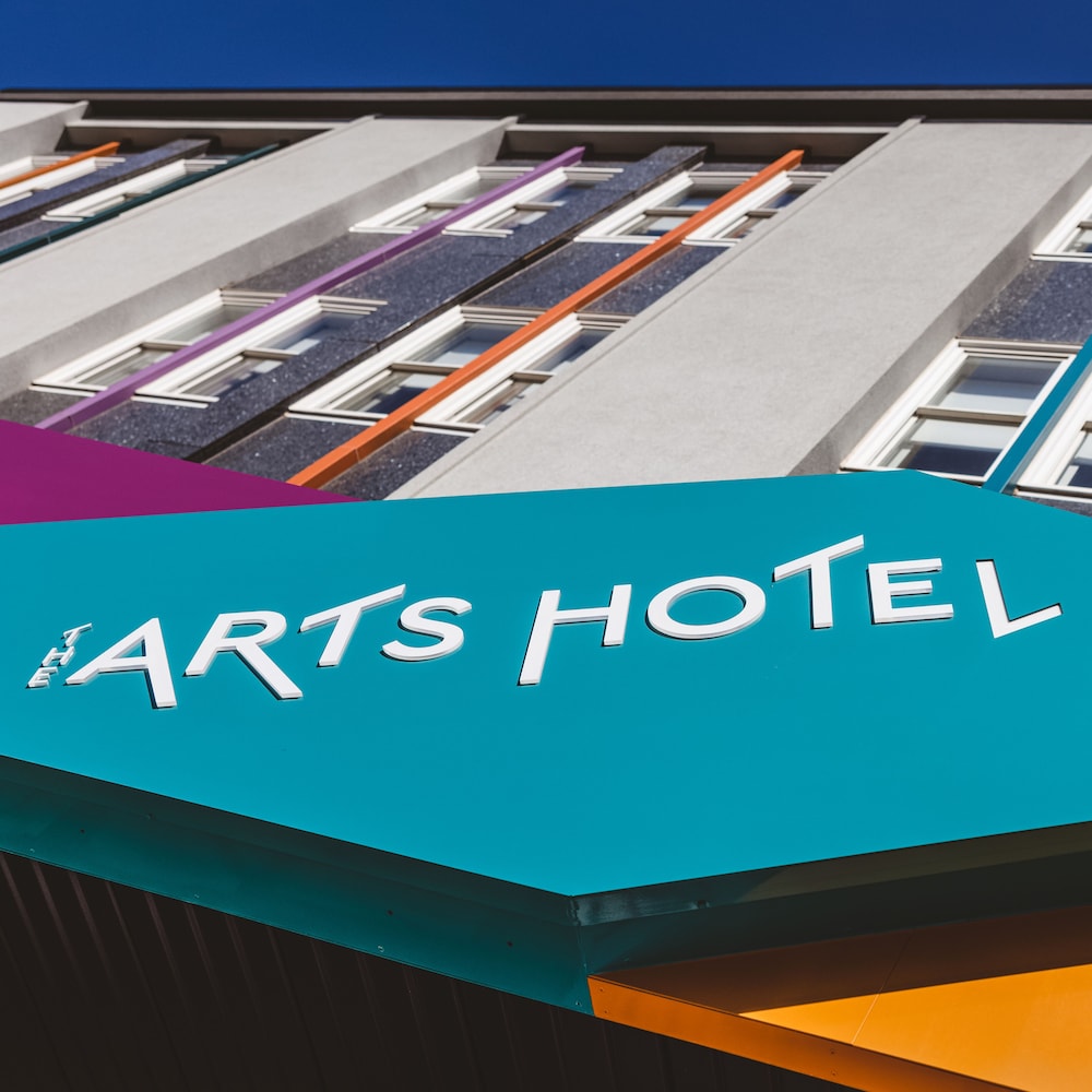The Arts Hotel 1/15