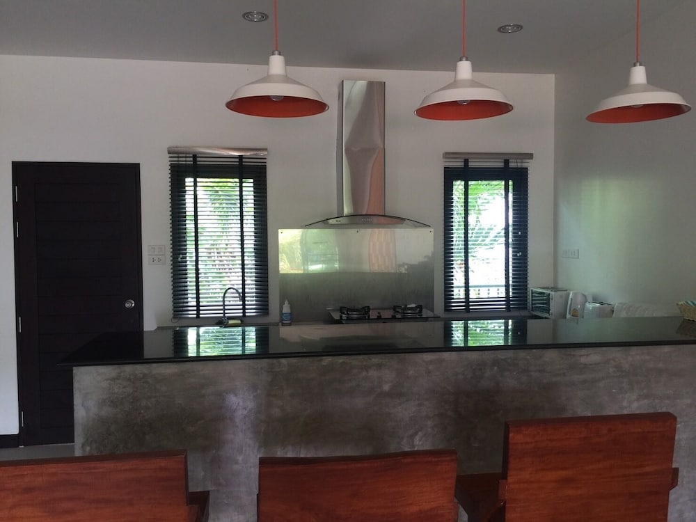 Naya Bungalow 26/65