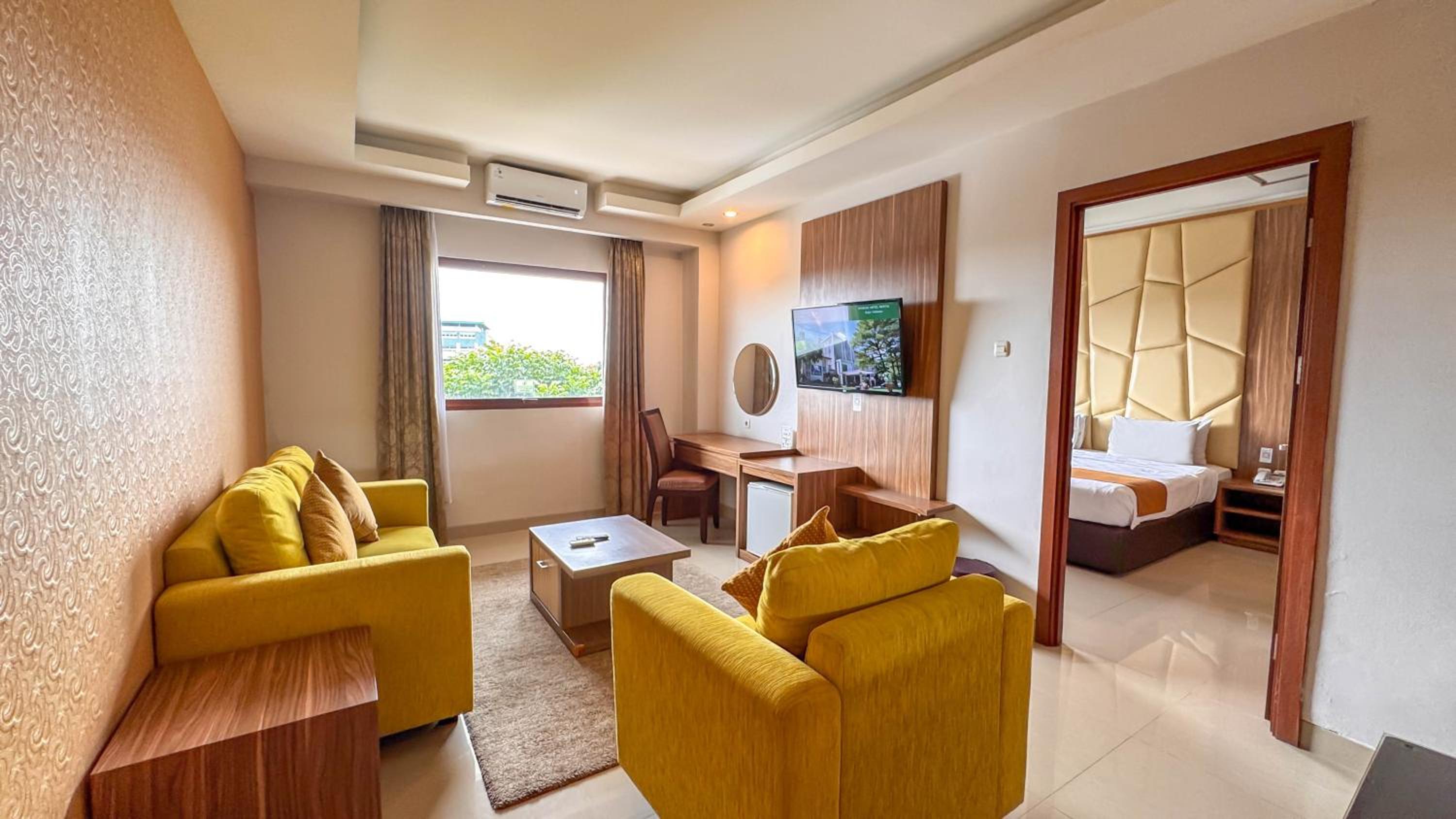 Lorin Dwangsa Solo Hotel 29/54