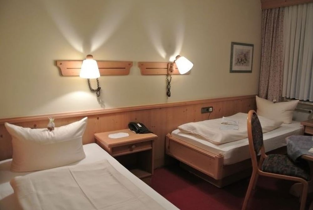 AKZENT Hotel Am Bach 25/66