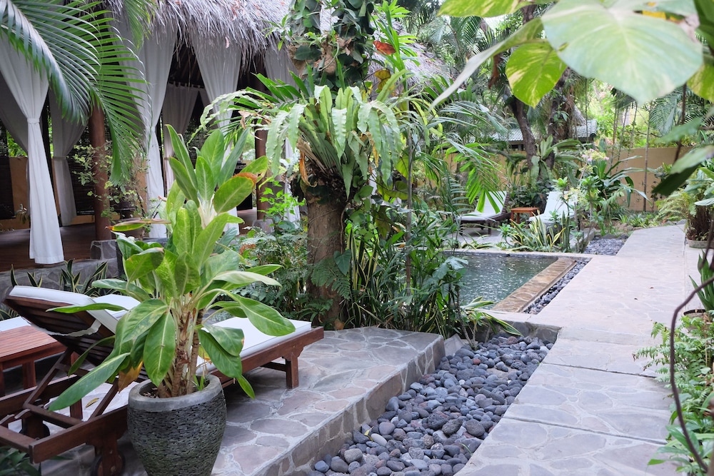 Villa Boreh Beach Resort And Spa 9/64