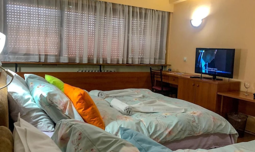 Hotel Square 15/55