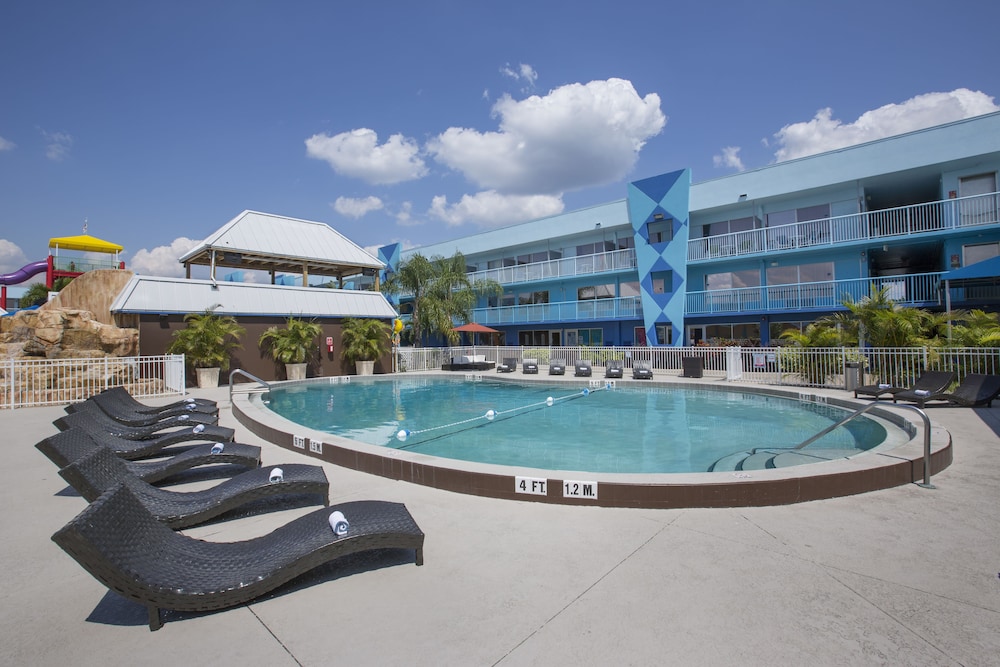 Ramada by Wyndham Hotel & Water Park in KISSIMMEE - FL
