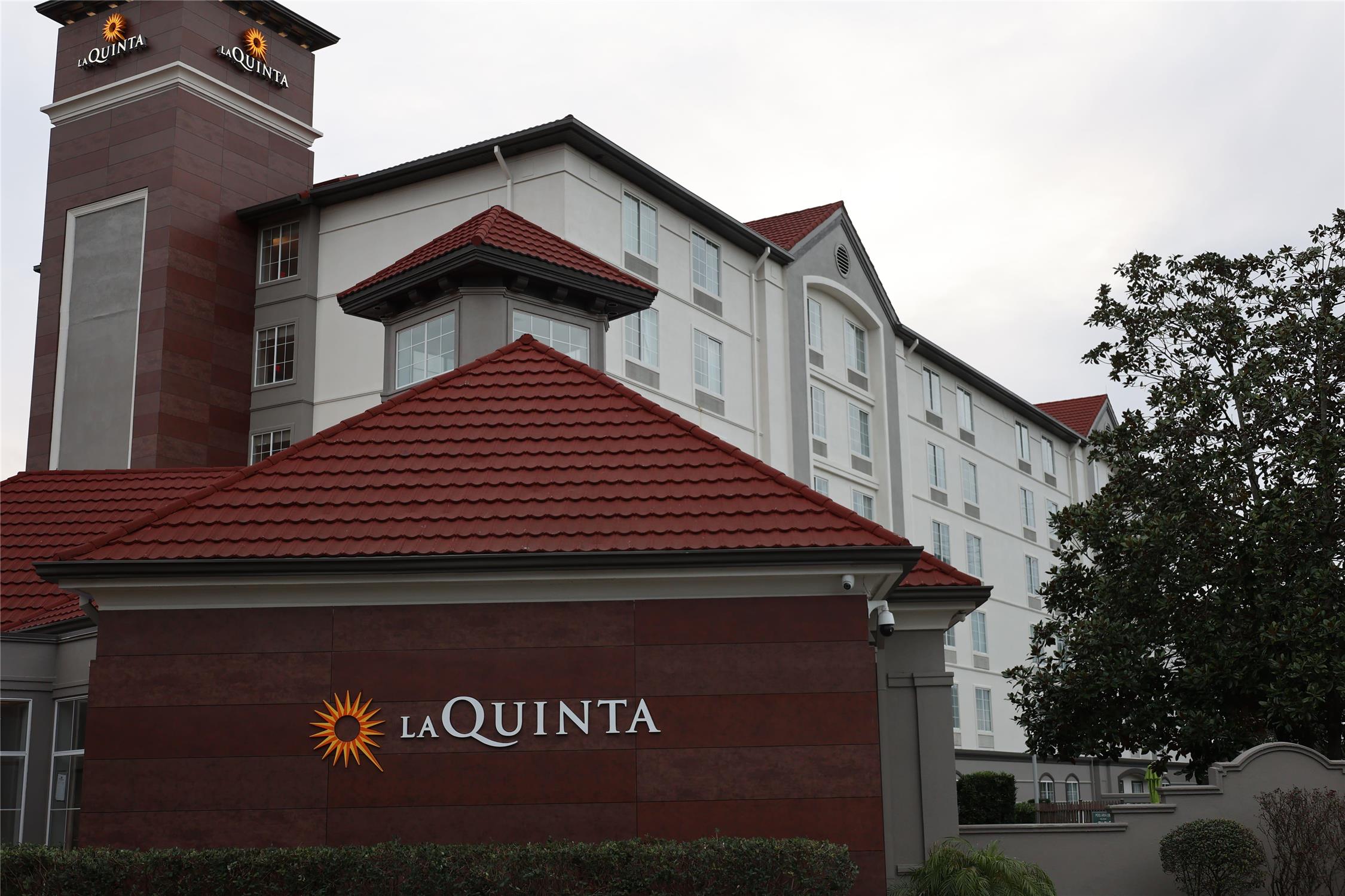 La Quinta Inn Suites Ocala 16/72