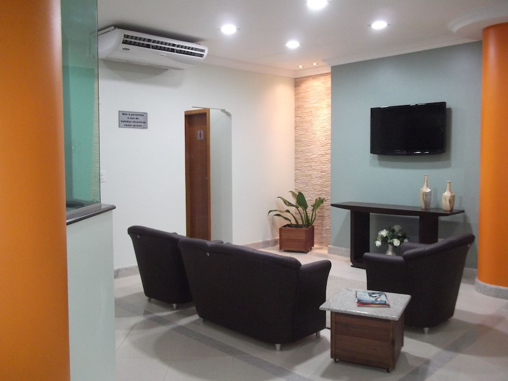 Lord Hotel Camburi 34/44