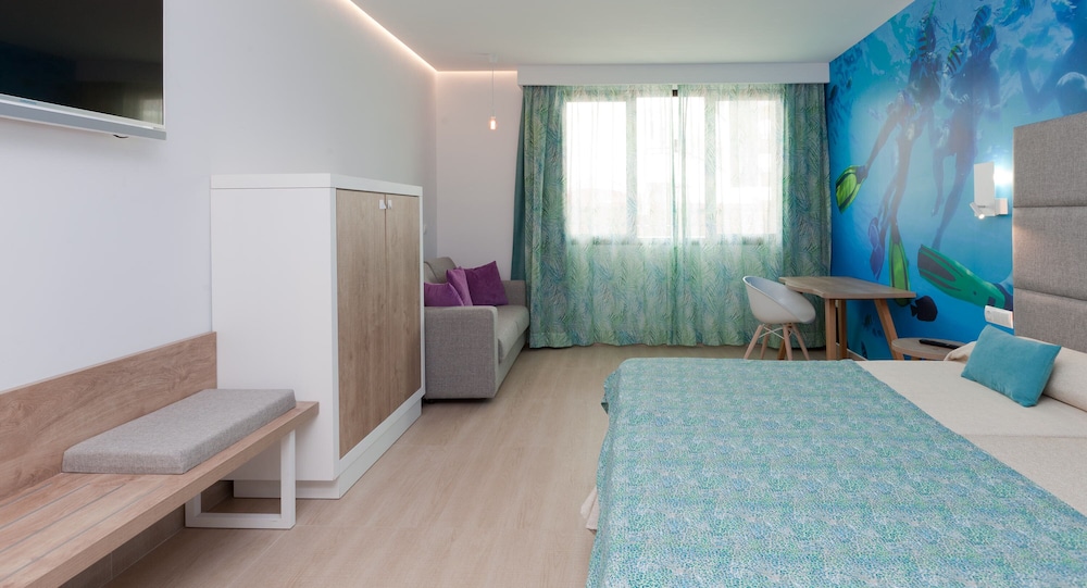 Marvell Club Aparthotel 40/64