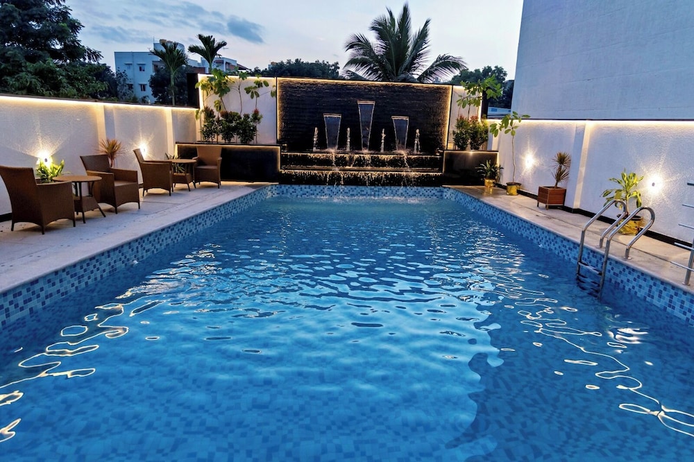 Park Inn & Suites by Radisson Bengaluru Yelahanka 5/50