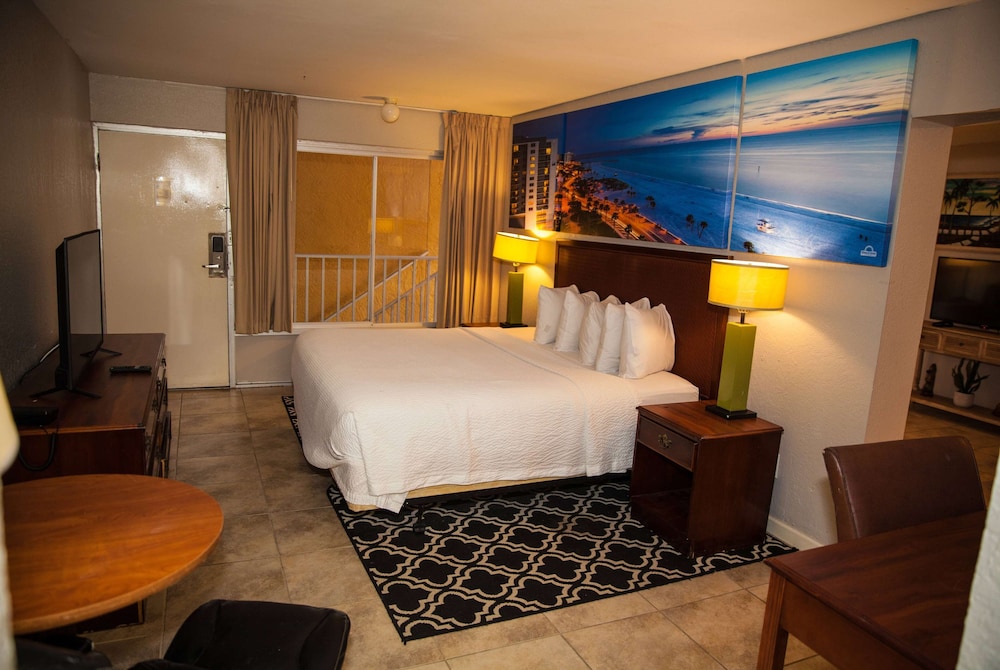 جناح بسرير كينج، Days Inn By Wyndham Cocoa Cruiseport West At I-95/524 4/8