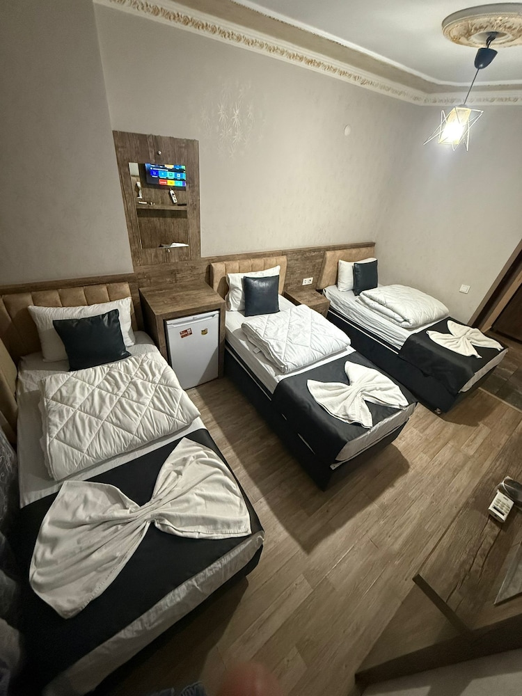 Ozgur Hotel 19/50