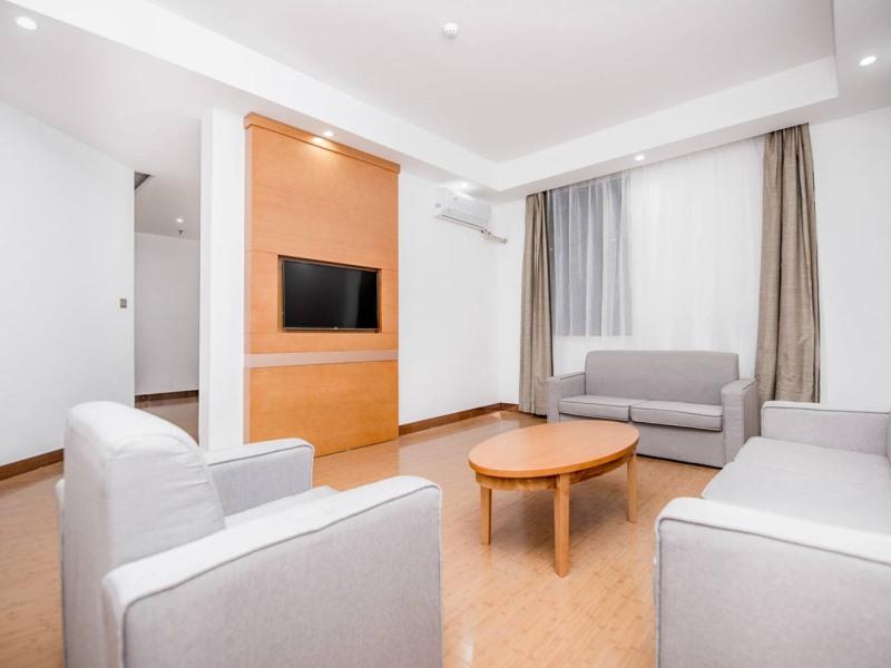 GreenTree Inn Xuchang Xiangcheng County Ziyun Avenue 27/38