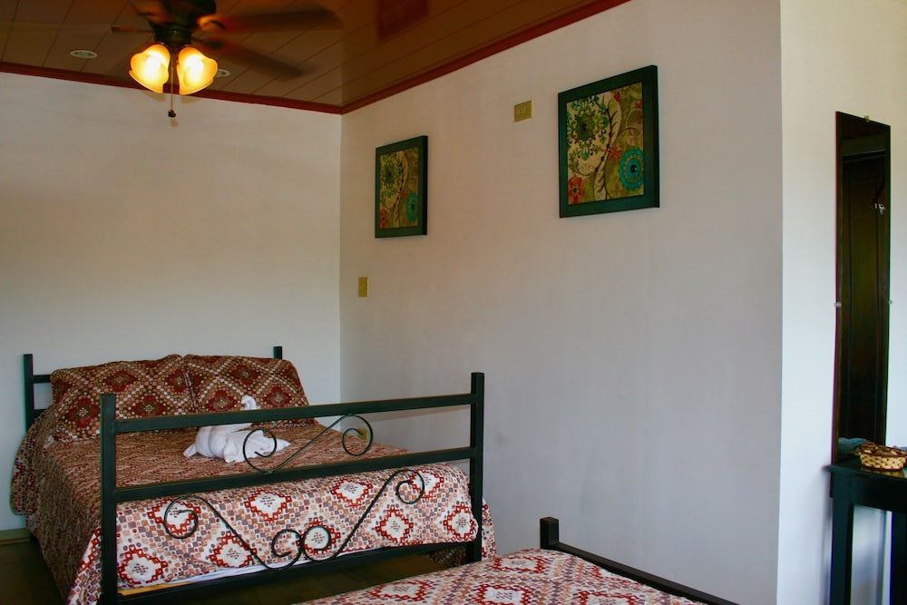 Central Boquete Hotel 3/50