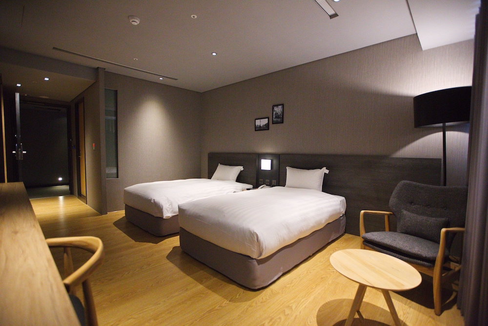 DELUXE, TWIN BEDS, PET FRIENDLY, HOT TUB